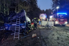 30-030-Tragicka-nehoda-cisterny-nedaleko-obce-Ruda-na-Rakovnicku