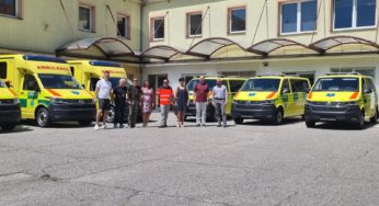 Nová sanitní vozidla budou sloužit ve všech částech Jihočeského kraje